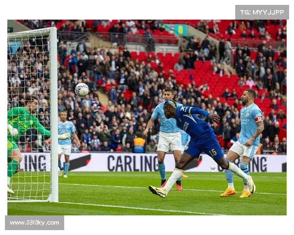 曼城7号后卫防守艺术全解析揭示顶级球员稳固防线的核心技巧